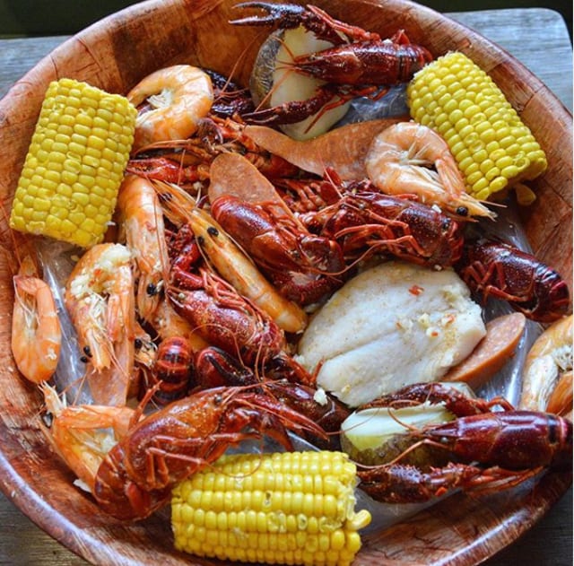 Swamp Platter Combo.